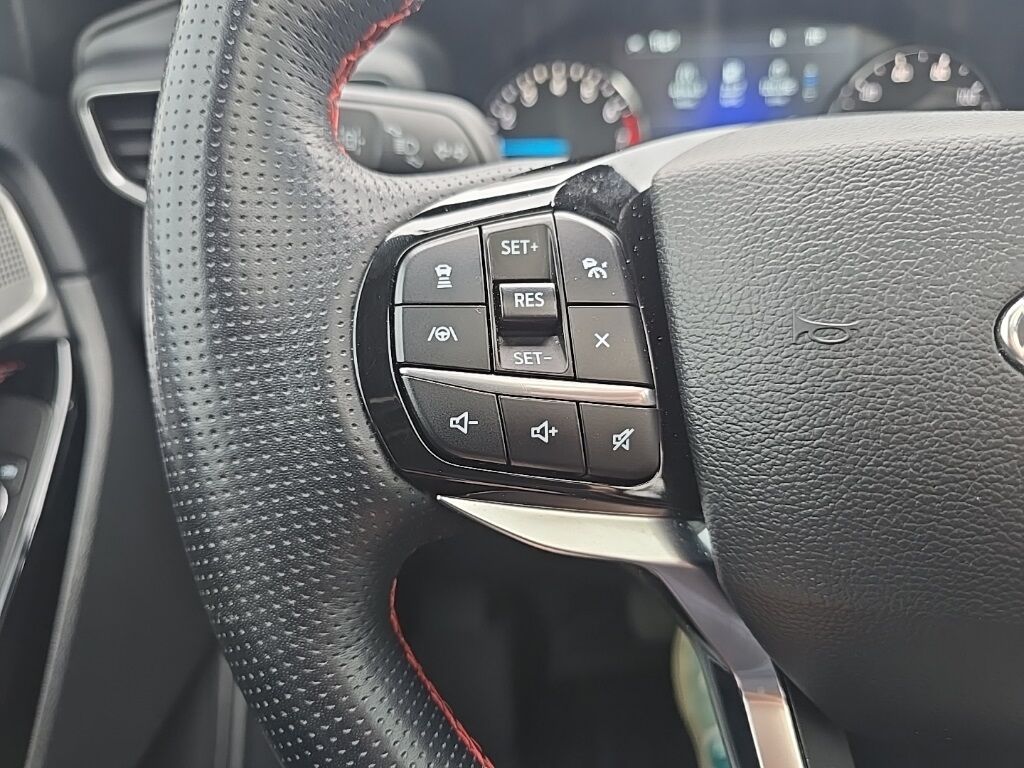 2022 Ford Explorer ST-Line 4WD 6 Passenger Fond du Lac WI