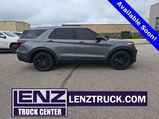 2022_Ford_Explorer_ST-Line 4WD 6 Passenger_ Fond du Lac WI