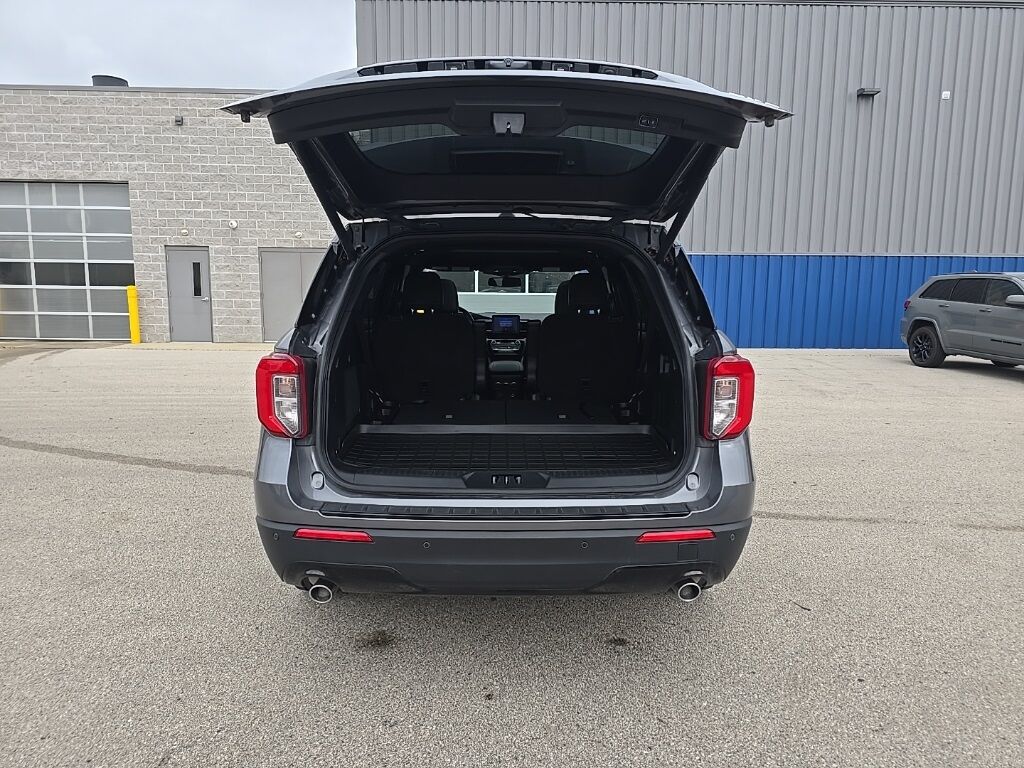 2022 Ford Explorer ST-Line 4WD 6 Passenger Fond du Lac WI