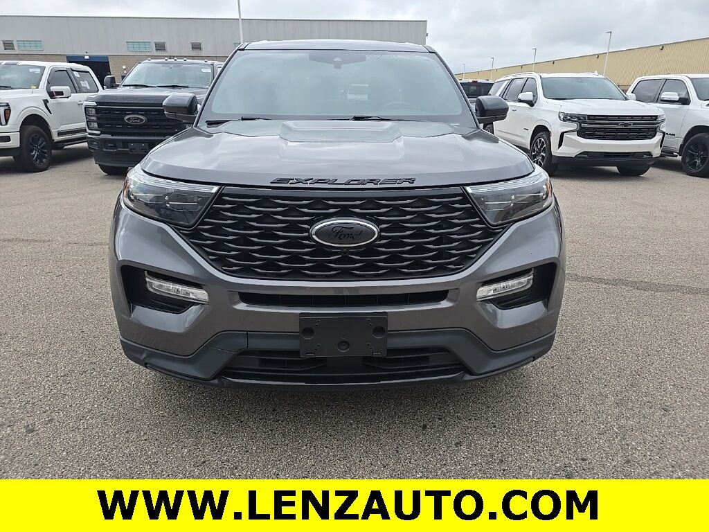 2022 Ford Explorer ST-Line 4WD 6 Passenger Fond du Lac WI