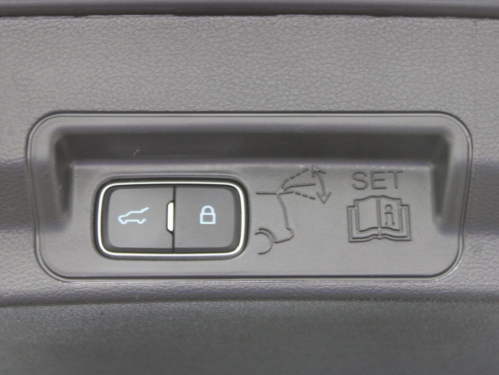 2022 Ford Explorer ST-Line 4WD Fond du Lac WI