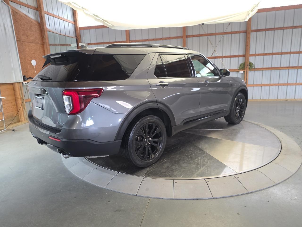 2022 Ford Explorer ST-Line Sand Lake NY