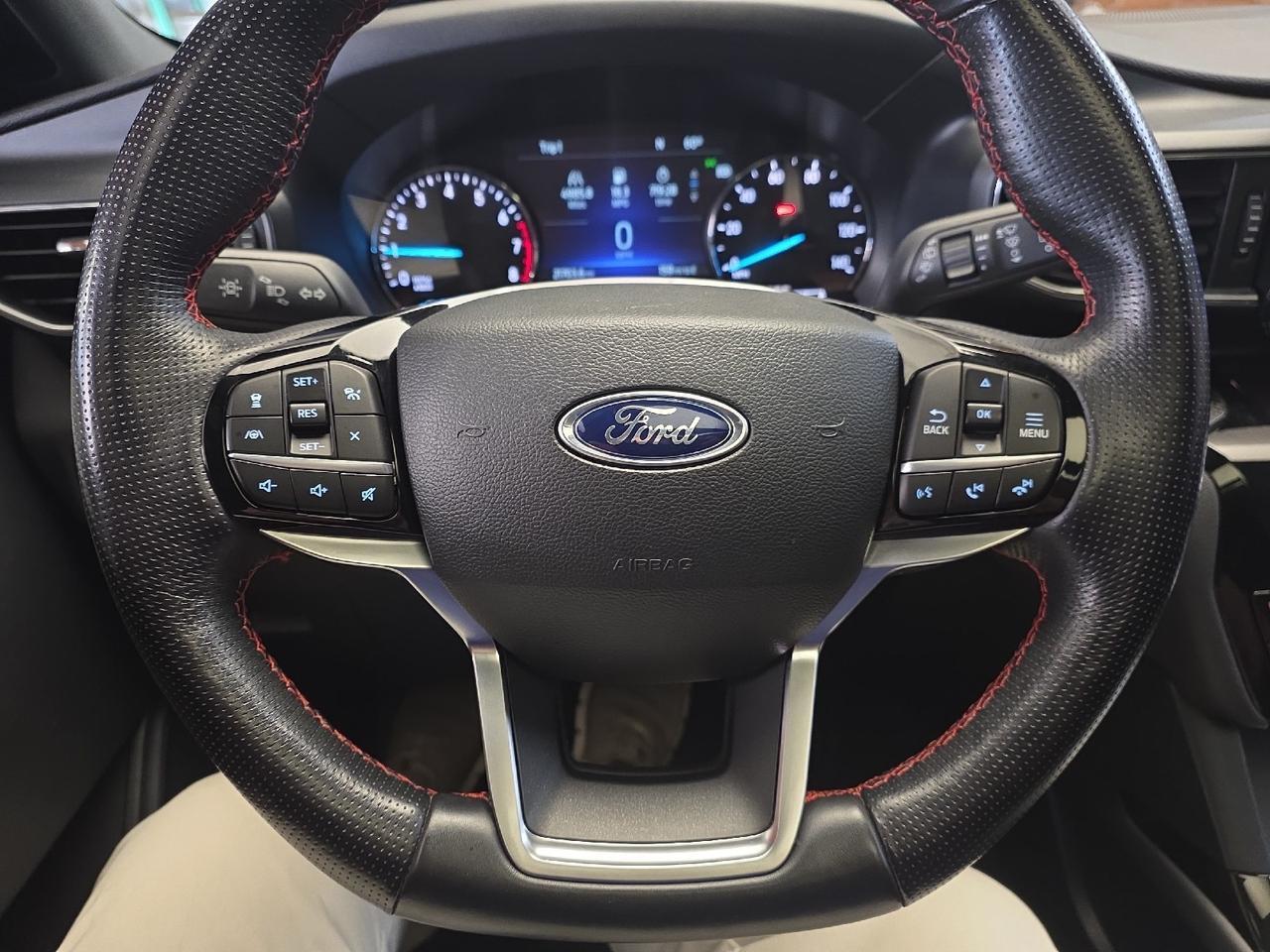 2022 Ford Explorer ST-Line Sand Lake NY