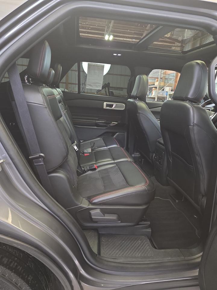 2022 Ford Explorer ST-Line Sand Lake NY
