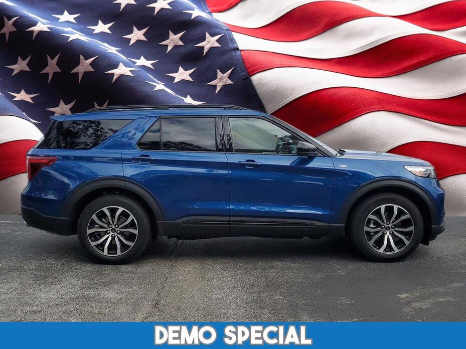 2022 Ford Explorer 2022 Ford Explorer