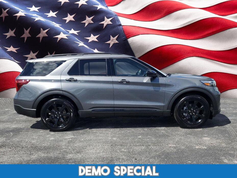 2022 Ford Explorer 2022 Ford Explorer