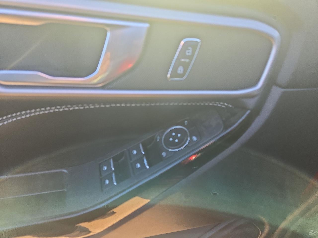 2022 Ford Explorer ST West Burlington IA
