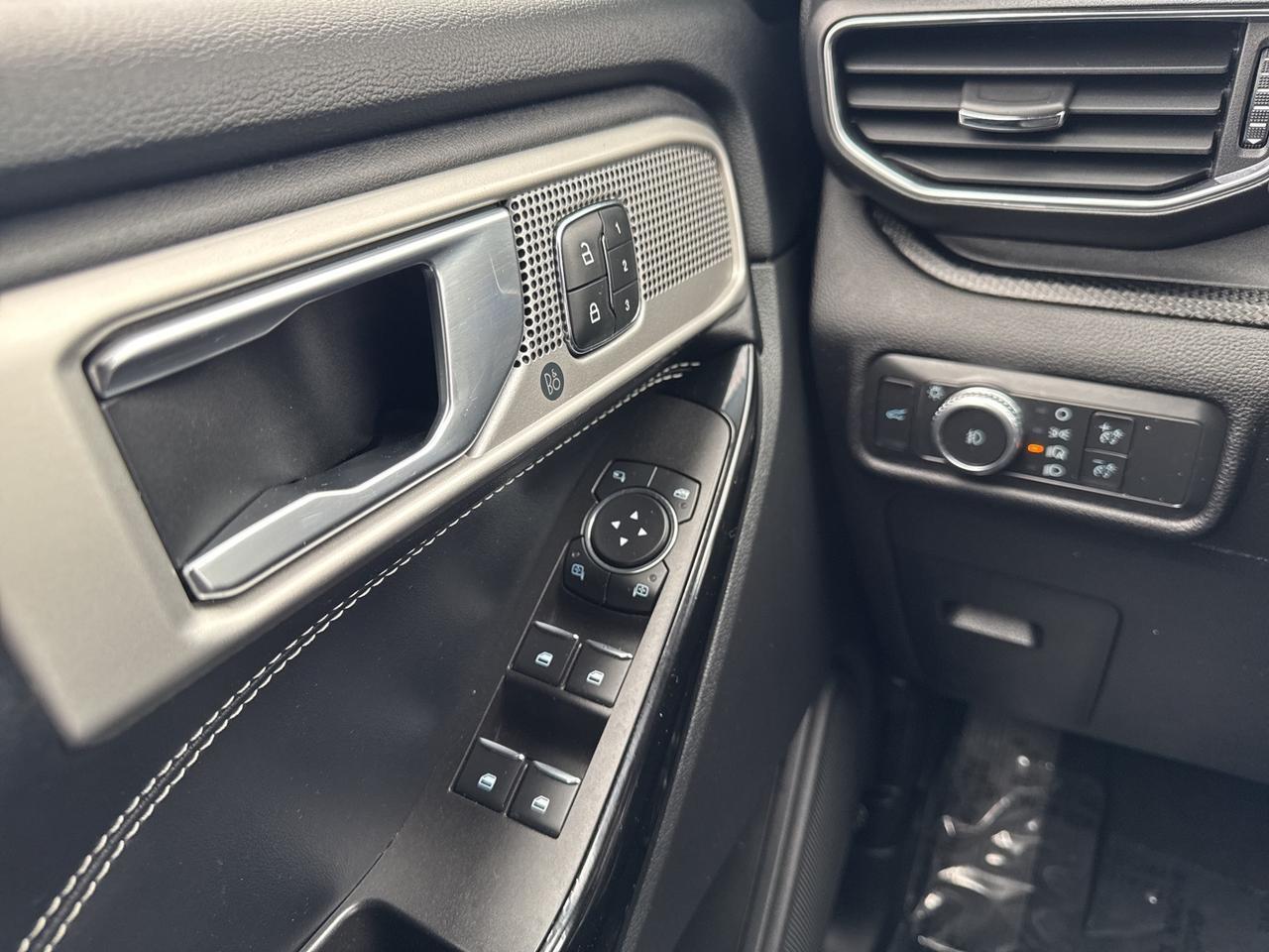 2022 Ford Explorer ST Warrenton VA