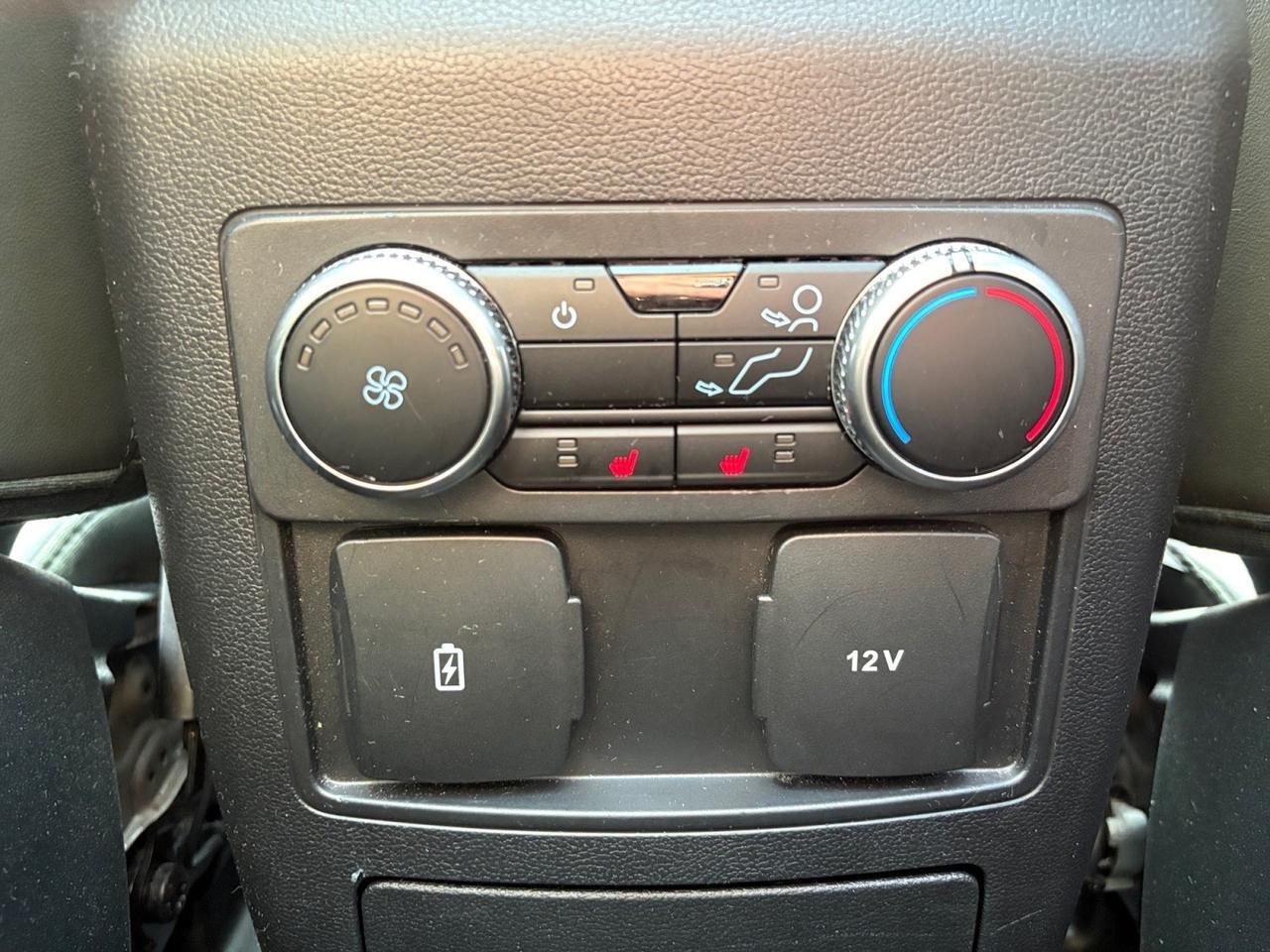 2022 Ford Explorer Timberline, HANDS FREE LIFTGATE, BLIND SPOT ALERT, FORWARD COLLISION ALERT, LANE KEEP ASSIST, PANORMIC MOONROOF, POWER 3RD ROW SEATS, HEATED SEATS, 360 BACKUP CAMERA, APPLE CARPLAY/ANDROID AUTO, ONLY 1 OWNER, EXPLORE THE ROAD! Virginia Beach VA