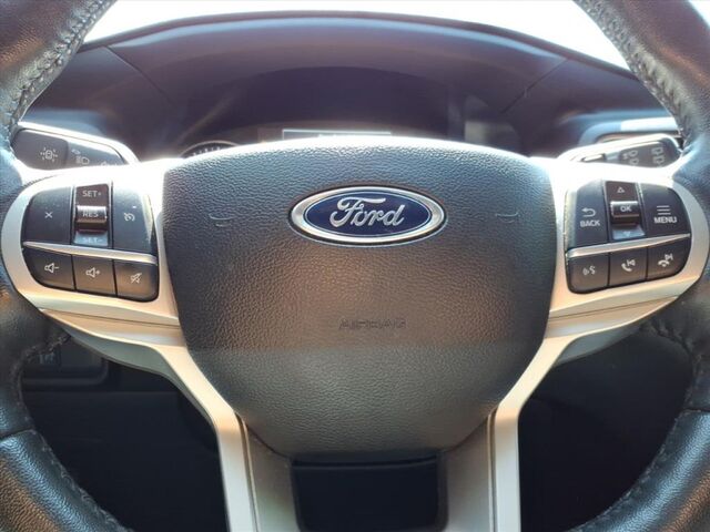 2022 Ford Explorer XLT TX 2022 Ford Explorer XLT TX