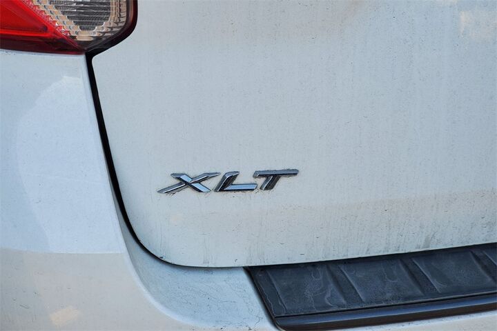 2022 Ford Explorer XLT  TX