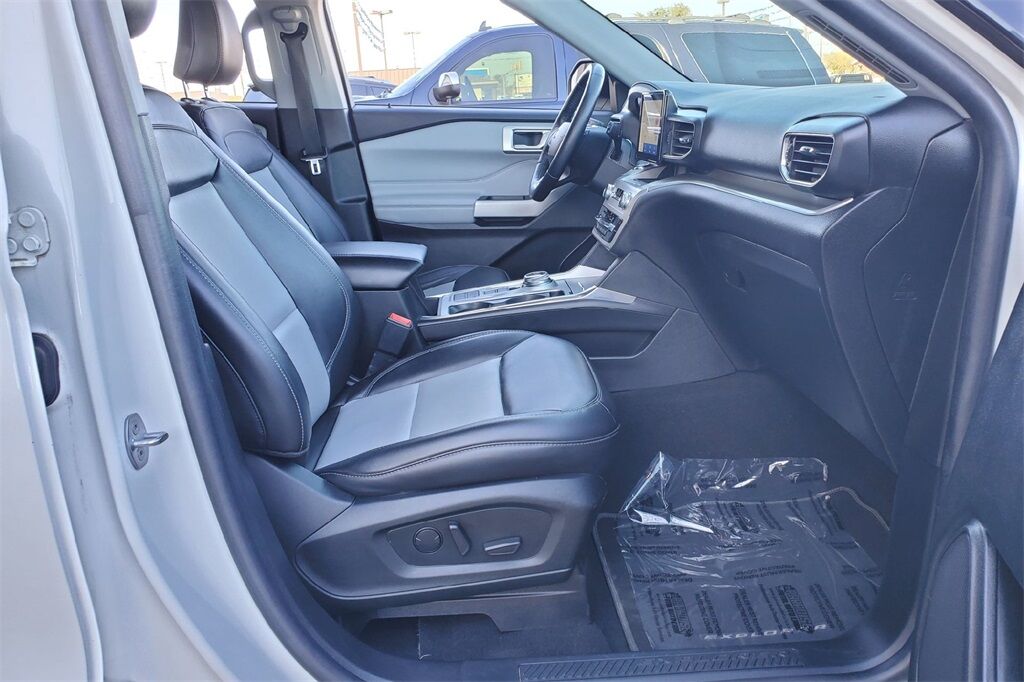 2022 Ford Explorer XLT Hondo TX