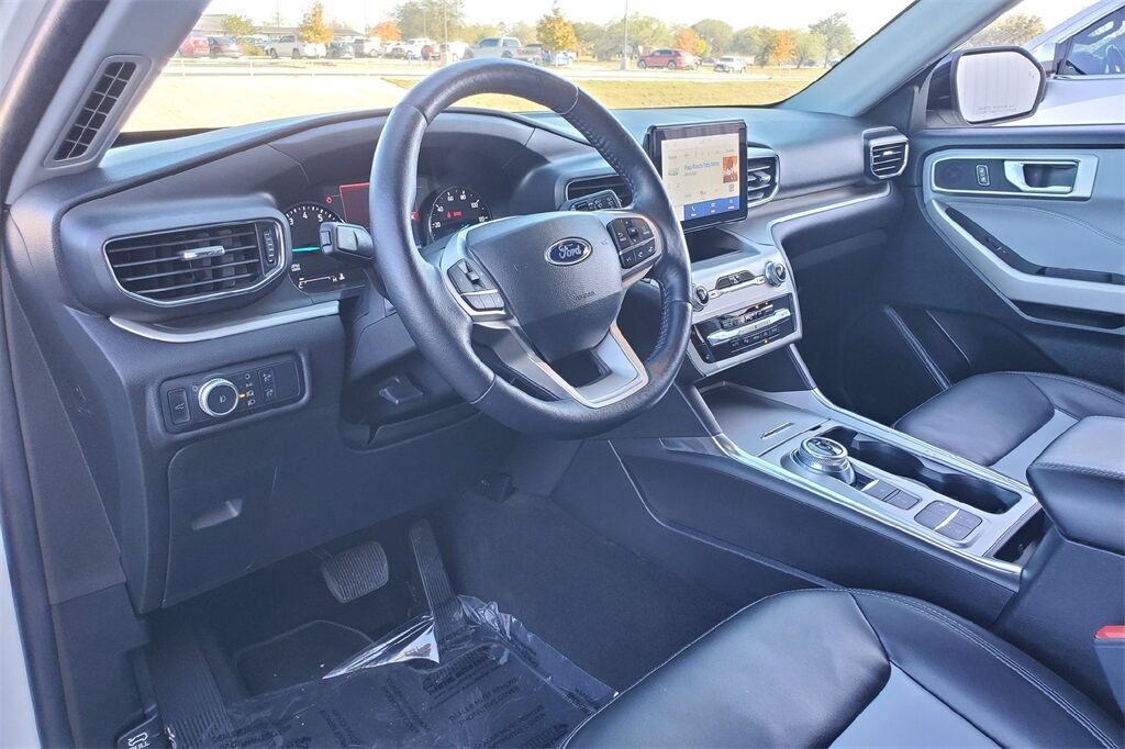 2022 Ford Explorer XLT Hondo TX