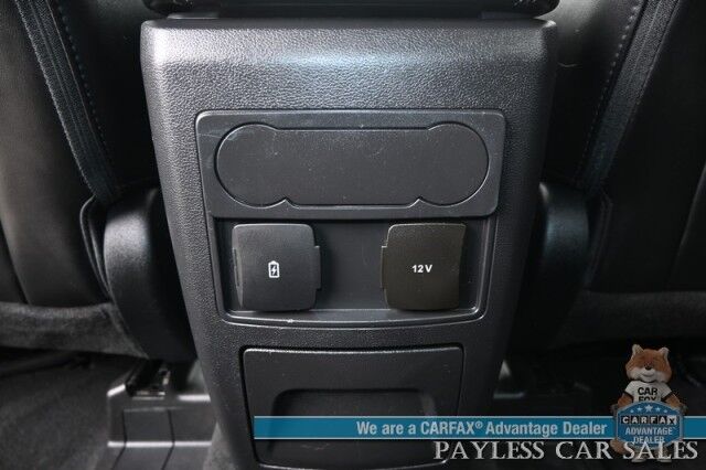 2022 Ford Explorer XLT / 4X4 / Power & Heated Leather Seats / Heated Steering Wheel / Auto Start / Blind Spot Alert / 3rd Row / Captain Chairs / Seats 6 / Apple CarPlay & Android Auto / Back Up Camera / Power Liftgate / Block Heater / 1-Owner Anchorage AK