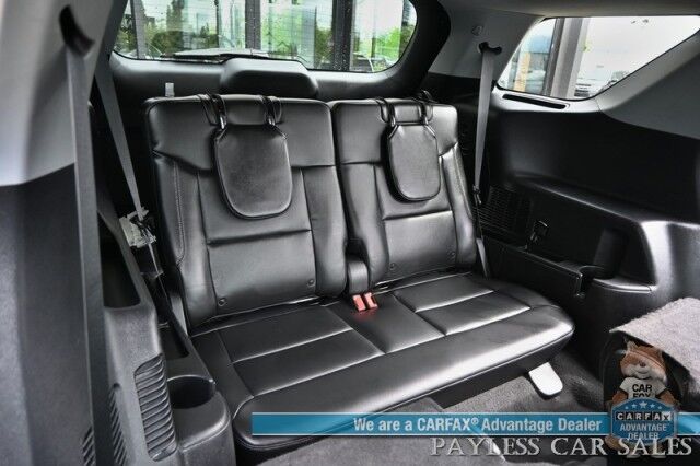 2022 Ford Explorer XLT / 4X4 / Power & Heated Leather Seats / Heated Steering Wheel / Auto Start / Blind Spot Alert / 3rd Row / Captain Chairs / Seats 6 / Apple CarPlay & Android Auto / Back Up Camera / Power Liftgate / Block Heater / 1-Owner Anchorage AK