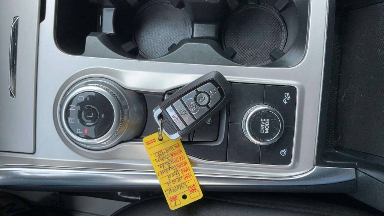 2022 Ford Explorer XLT AWD 4dr SUV Chesterfield MI