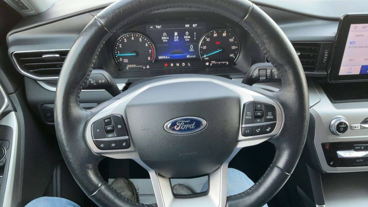 2022 Ford Explorer XLT AWD 4dr SUV Chesterfield MI