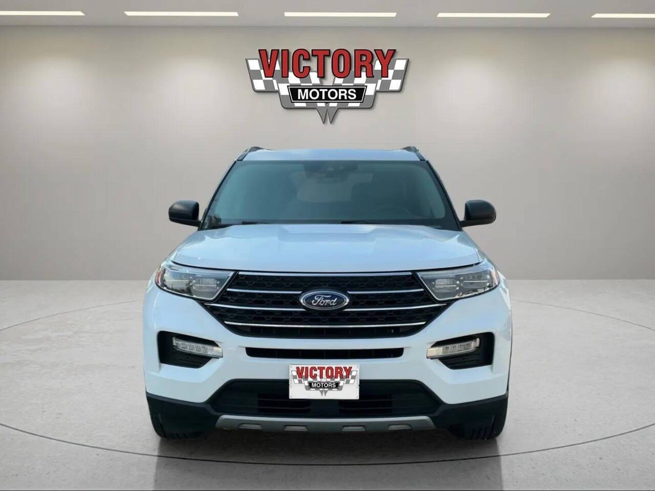 2022 Ford Explorer XLT AWD 4dr SUV Chesterfield MI