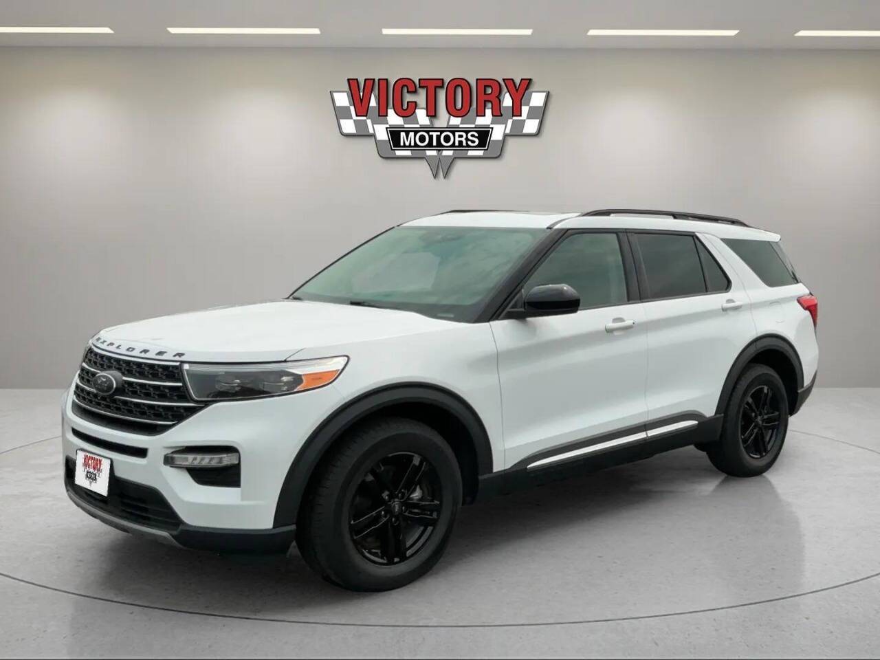 2022 Ford Explorer XLT AWD 4dr SUV Chesterfield MI
