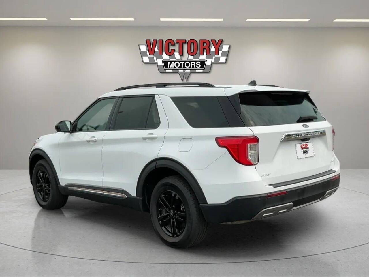 2022 Ford Explorer XLT AWD 4dr SUV Chesterfield MI