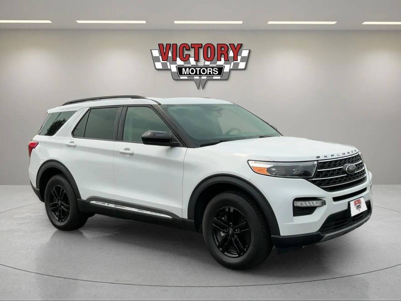 2022 Ford Explorer XLT AWD 4dr SUV Chesterfield MI