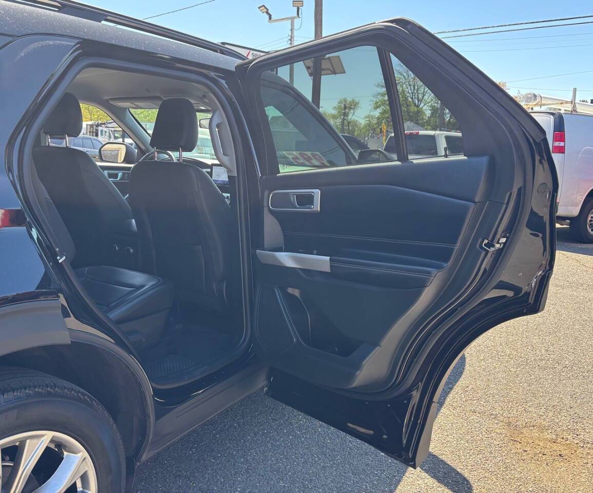 2022 Ford Explorer XLT AWD 4dr SUV Edison NJ