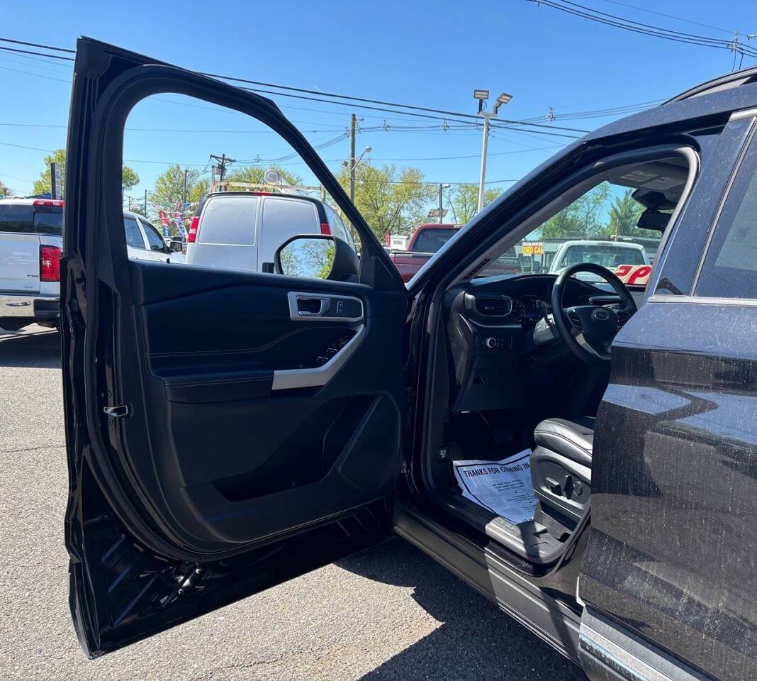 2022 Ford Explorer XLT AWD 4dr SUV Edison NJ