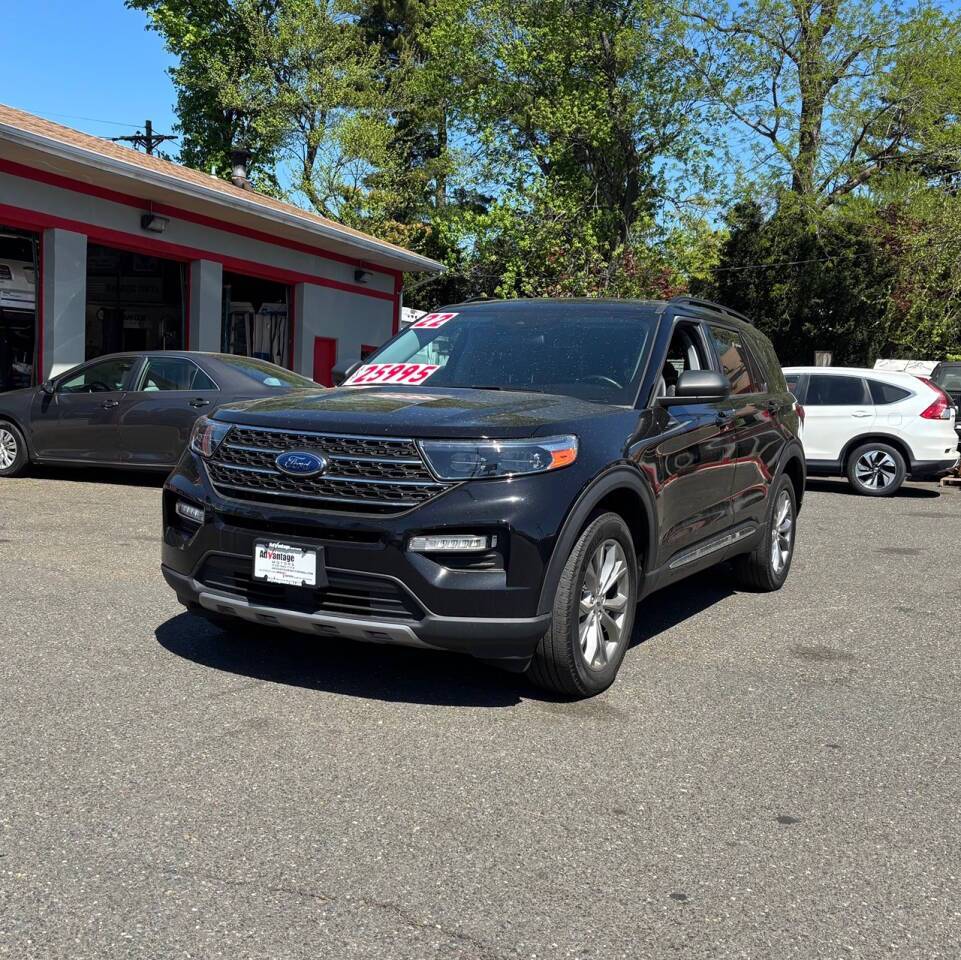 2022 Ford Explorer XLT AWD 4dr SUV