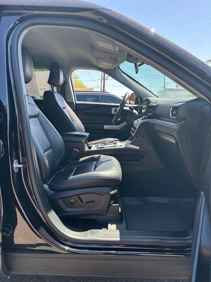 2022 Ford Explorer XLT AWD 4dr SUV Edison NJ