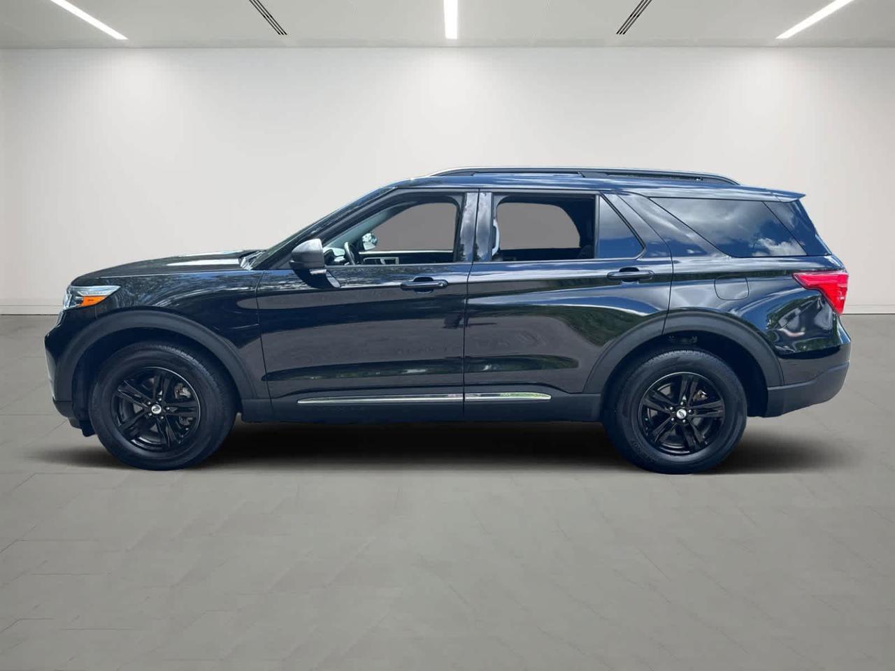 2022 Ford Explorer XLT Dartmouth MA