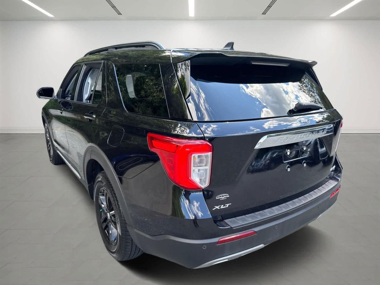 2022 Ford Explorer XLT Dartmouth MA