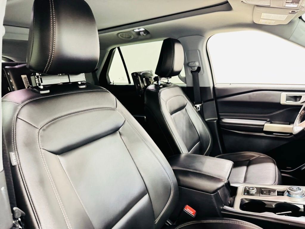 2022 Ford Explorer XLT photo 35