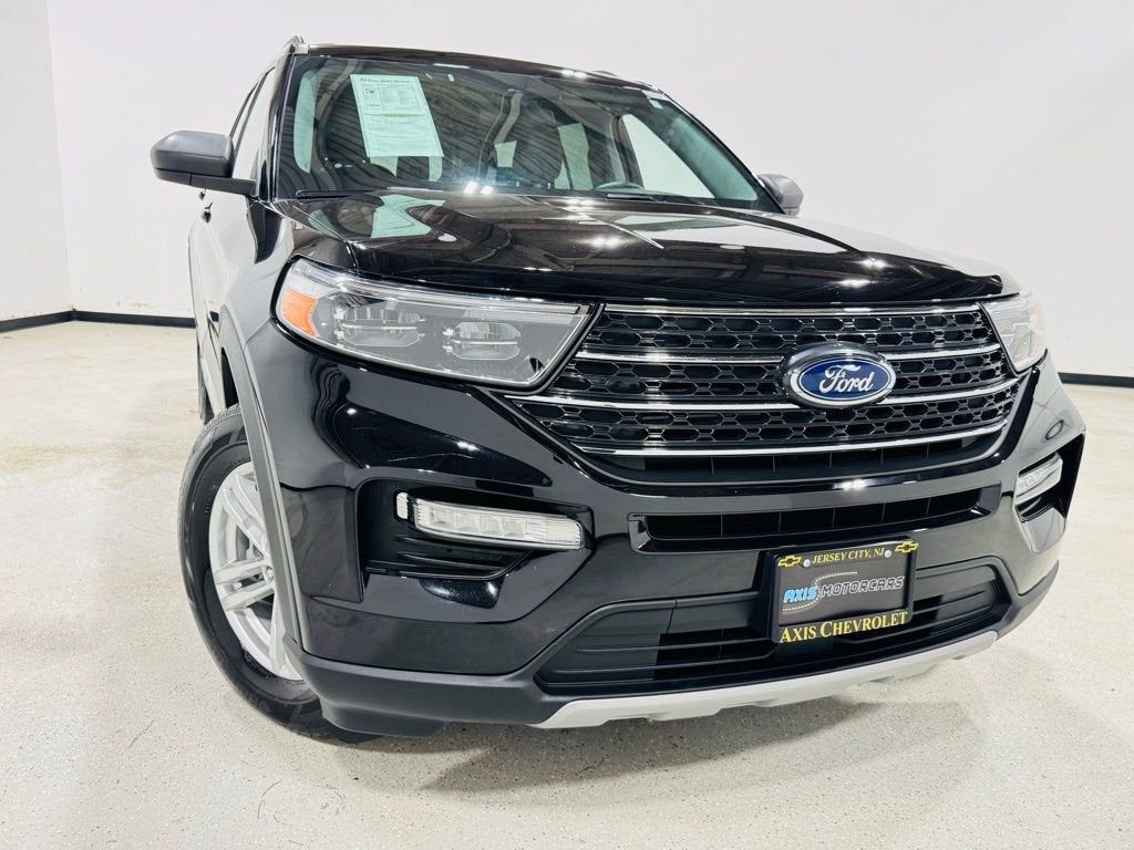 2022 Ford Explorer XLT photo 13