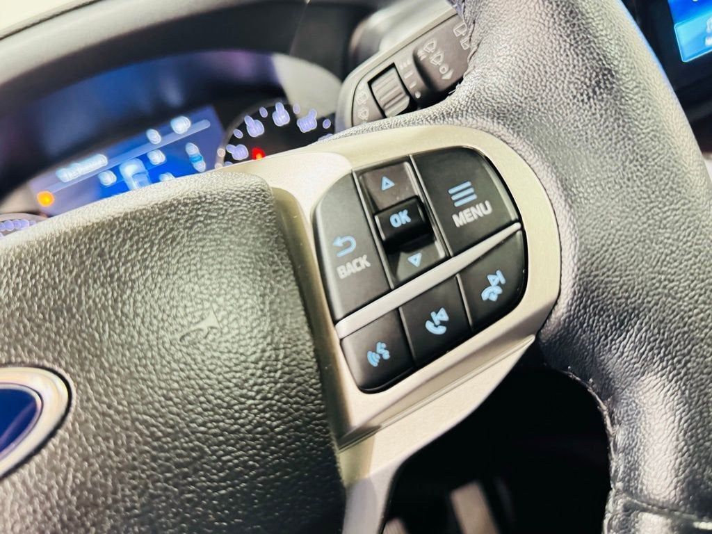 2022 Ford Explorer XLT photo 19