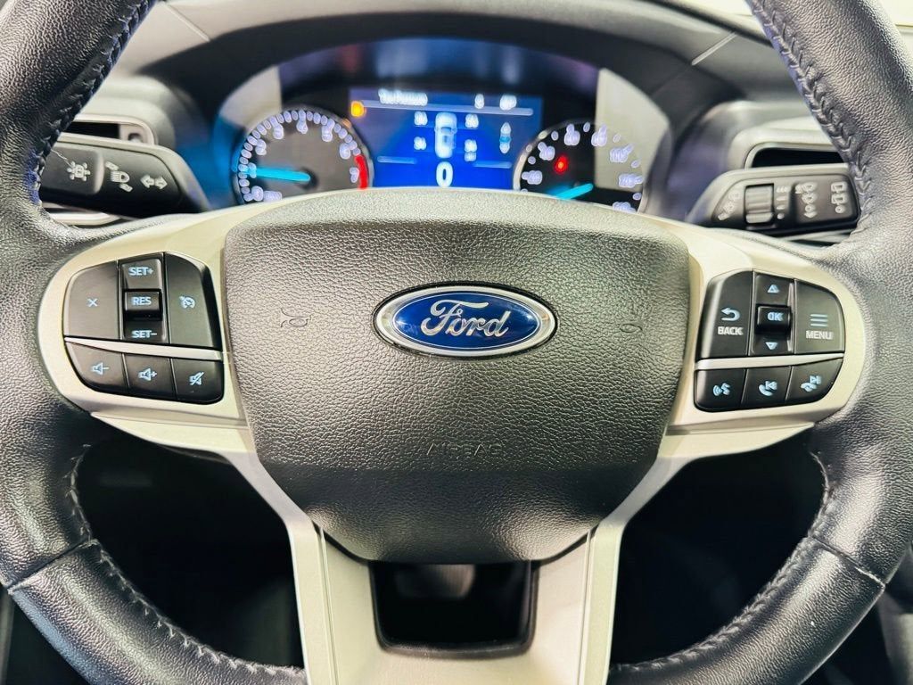 2022 Ford Explorer XLT photo 18