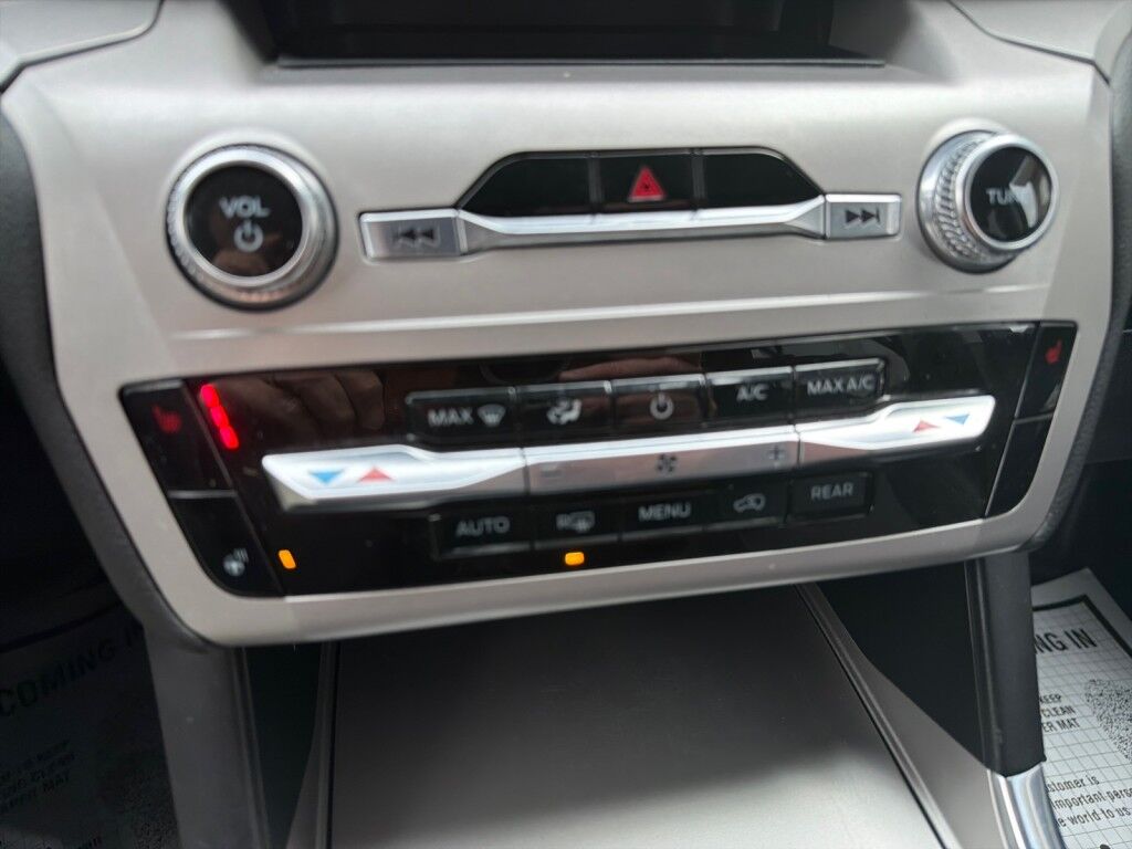 2022 Ford Explorer XLT Cooperstown NY