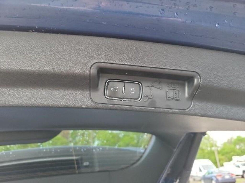 2022 Ford Explorer XLT Vestal NY