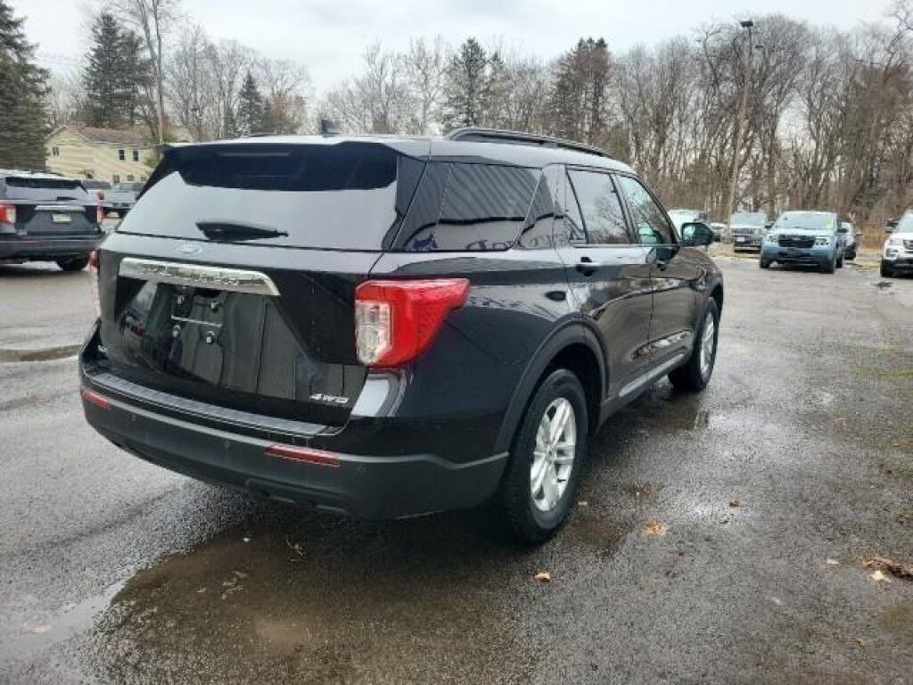 2022 Ford Explorer XLT Vestal NY