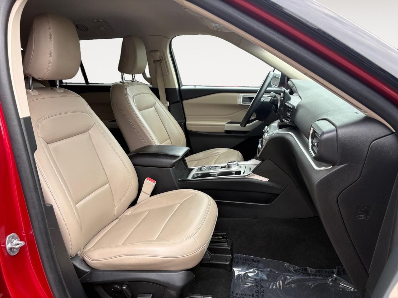 2022 Ford Explorer XLT, ROOF RACKS, CAPTAINS CHAIRS, 3RD ROW SEATING, AUTO START/STOP, POWER LIFTGATE, BACKUP CAMERA, PARKING SENSORS, APPLE CARPLAY/ANDROID AUTO, HEATED STEERING WHEEL & SEATS, LANE KEEP ASSIST, BLIND SPOT ALERT, ONLY 1 OWNER, CLEAN CARFAX, EXPLORE THE Virginia Beach VA