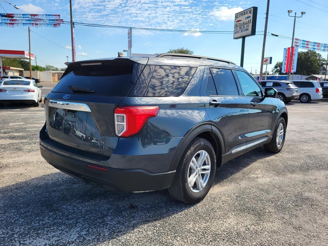 2022 Ford Explorer XLT RWD