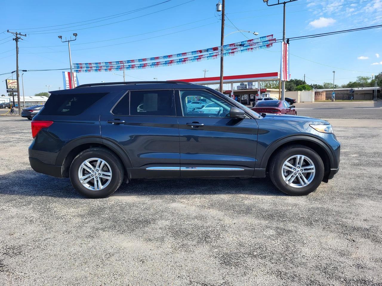 2022 Ford Explorer XLT RWD