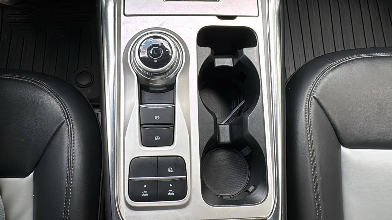 2022 Ford Explorer XLT  Selma TX