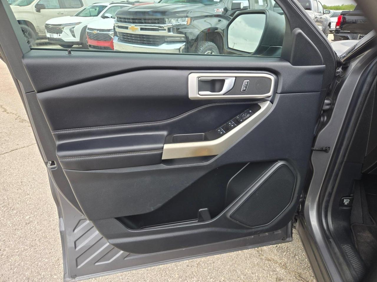 2022 Ford Explorer XLT Castroville TX