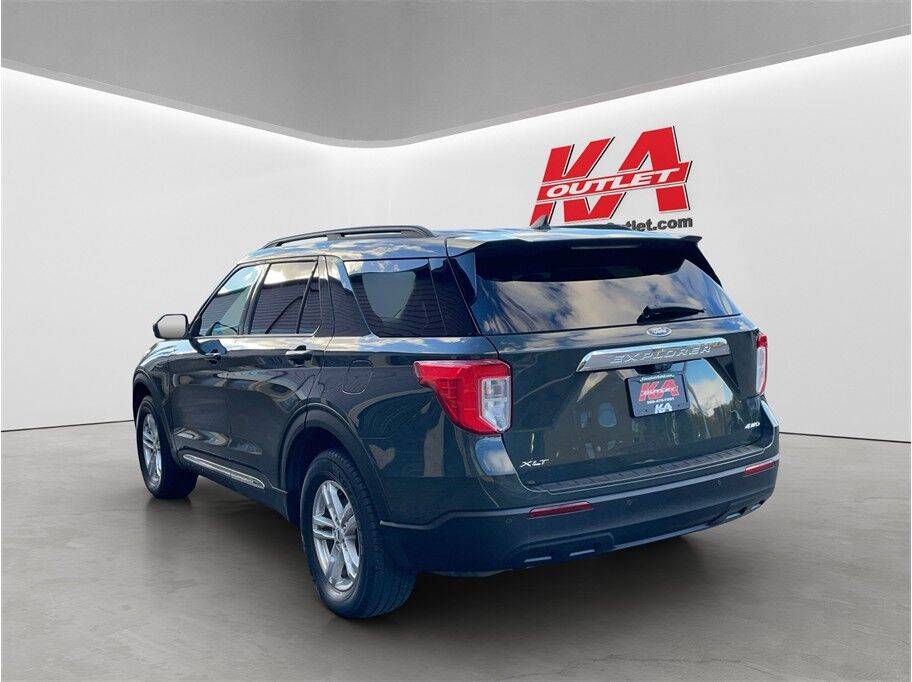 2022 Ford Explorer XLT Sport Utility 4D