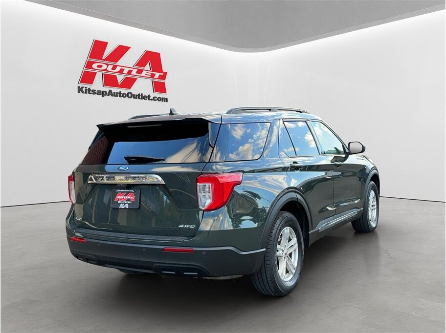 2022 Ford Explorer XLT Sport Utility 4D
