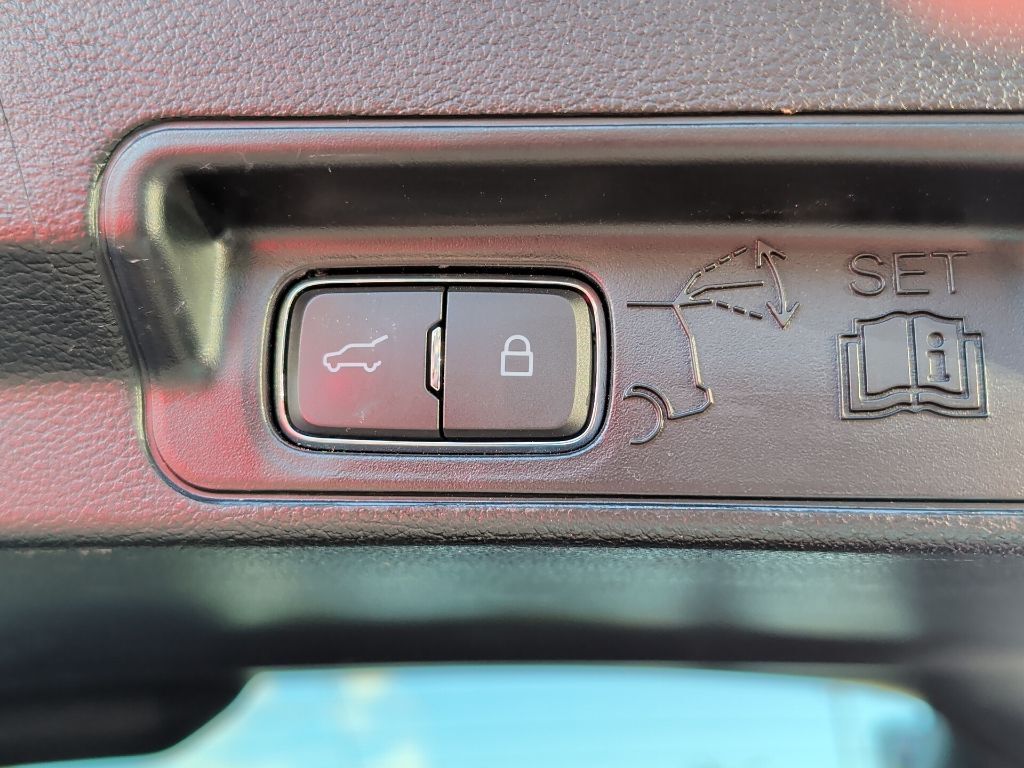 2022 Ford Explorer XLT Worcester MA