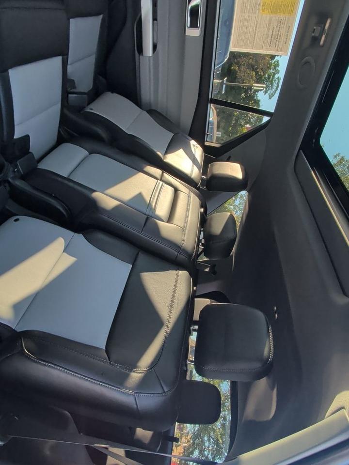 2022 Ford Explorer XLT Worcester MA