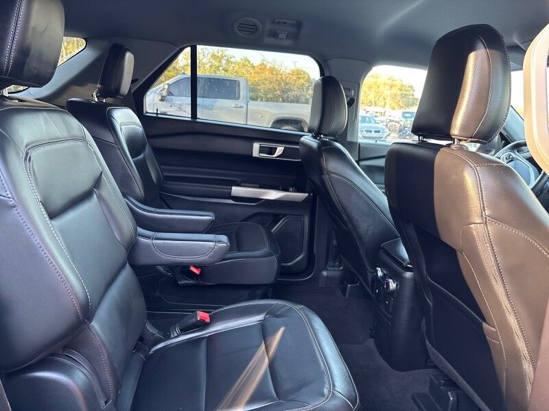 2022 Ford Explorer XLT w/THREE-ROW LEATHER & 20in WHEELS Seffner FL