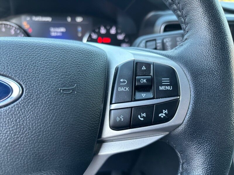 2022 Ford Explorer XLT w/THREE-ROW LEATHER & 20in WHEELS Seffner FL