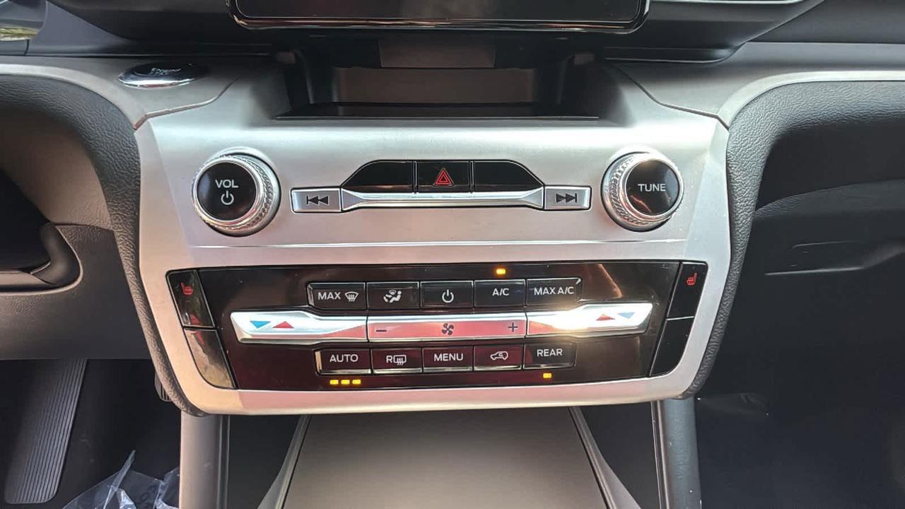 2022 Ford Explorer XLT Marlborough MA
